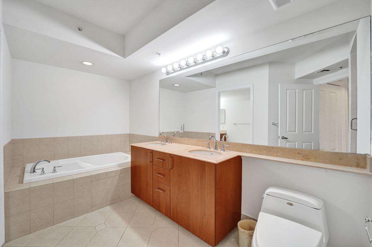 401 SW 4th Avenue 203
