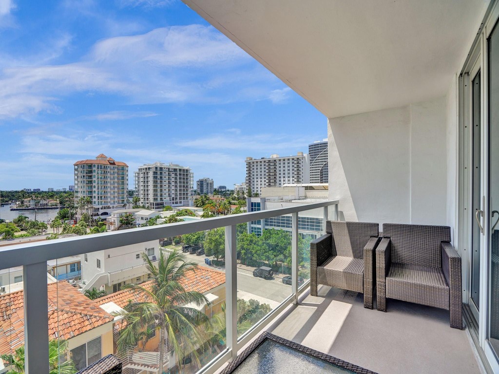 209 N Fort Lauderdale Beach Blvd Unit: 6C