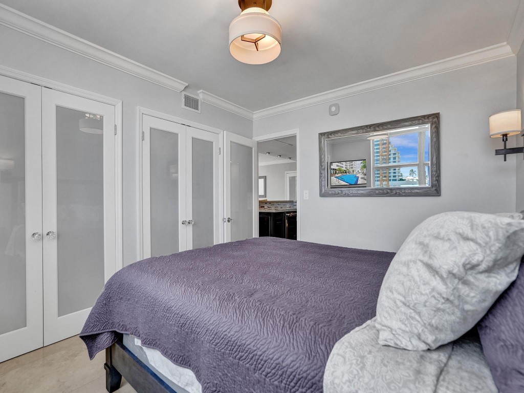 209 N Fort Lauderdale Beach Blvd Unit: 6C