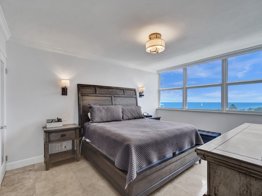 209 N Fort Lauderdale Beach Blvd Unit: 6C