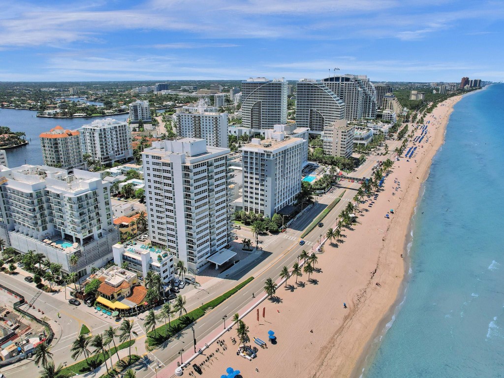 209 N Fort Lauderdale Beach Blvd Unit: 6C