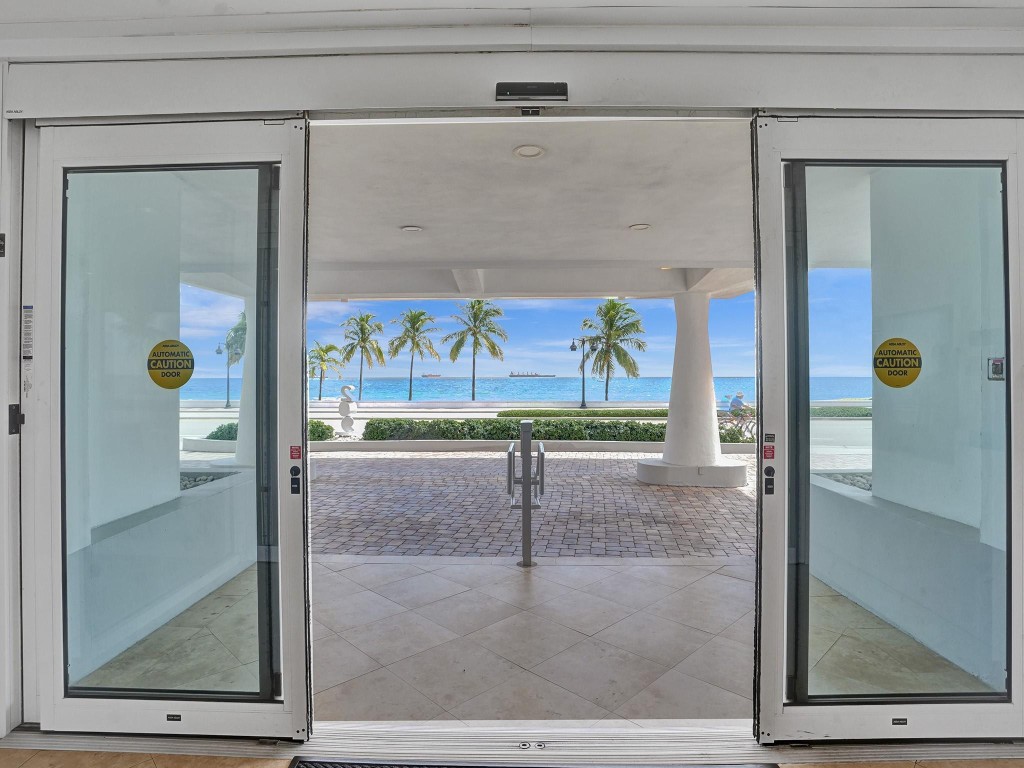 209 N Fort Lauderdale Beach Blvd Unit: 17G