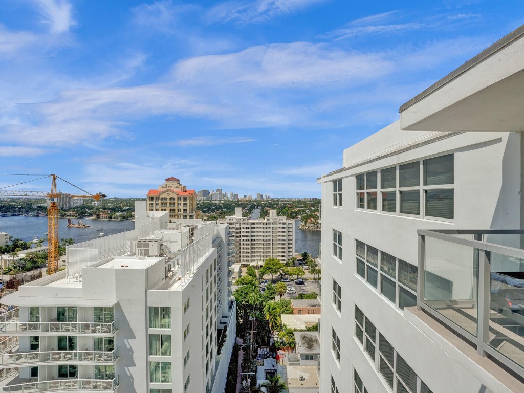 209 N Fort Lauderdale Beach Blvd Unit: 17G