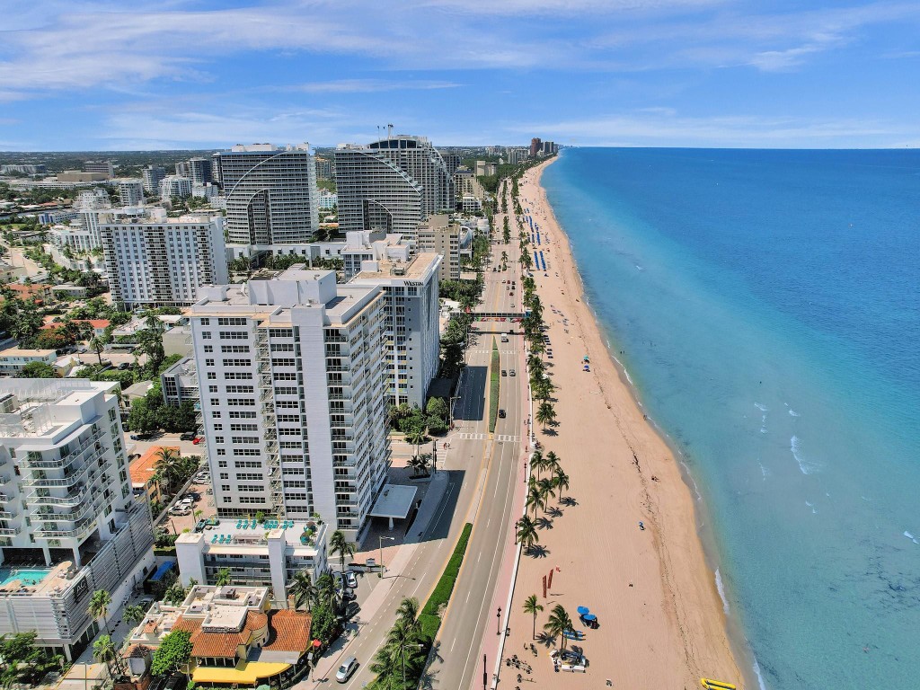 209 N Fort Lauderdale Beach Blvd Unit: 17G