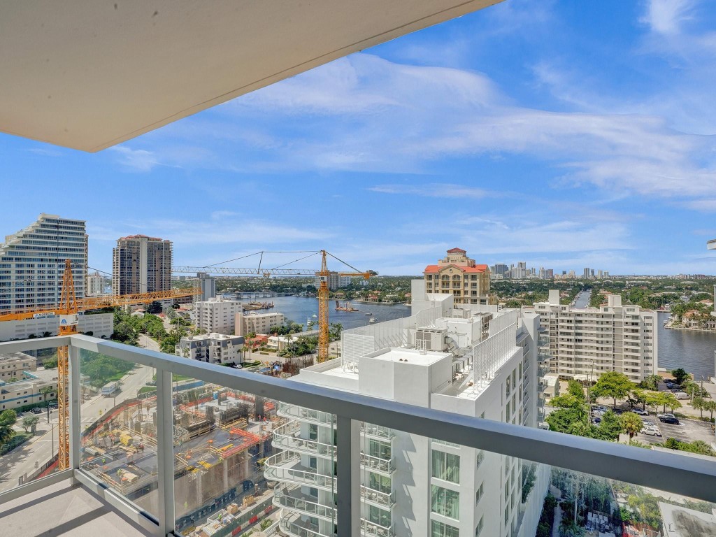 209 N Fort Lauderdale Beach Blvd Unit: 17G