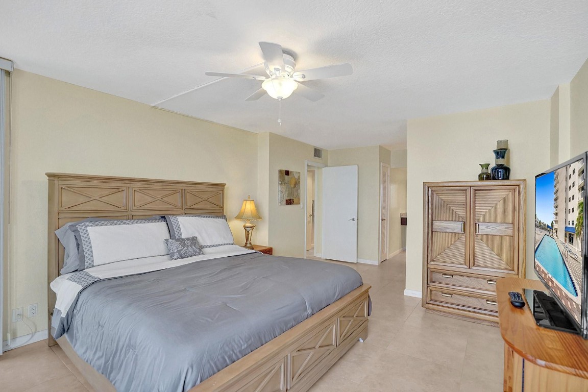 1600 S Ocean Dr Unit: 16K