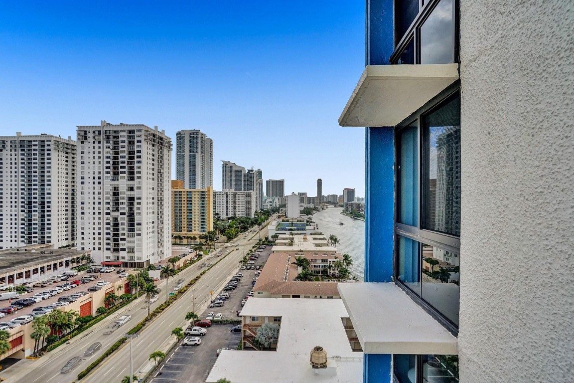 1600 S Ocean Dr Unit: 16K