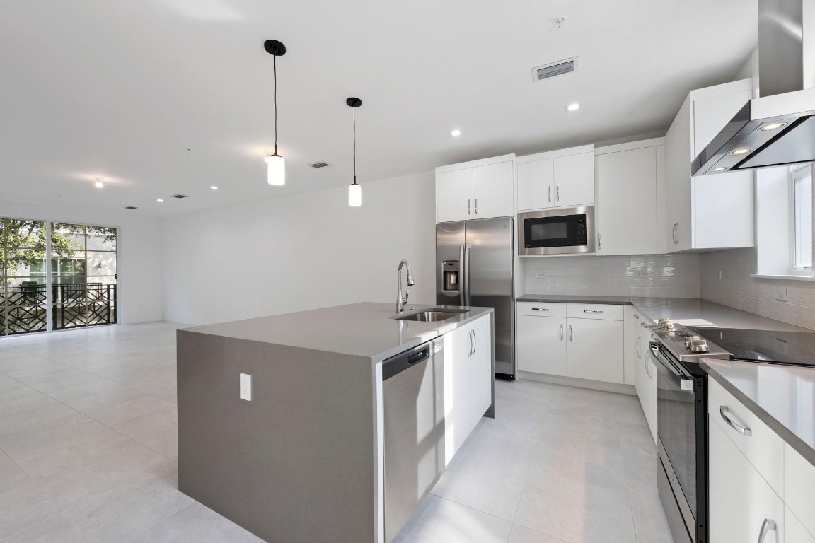 58 Altantic Grove Way