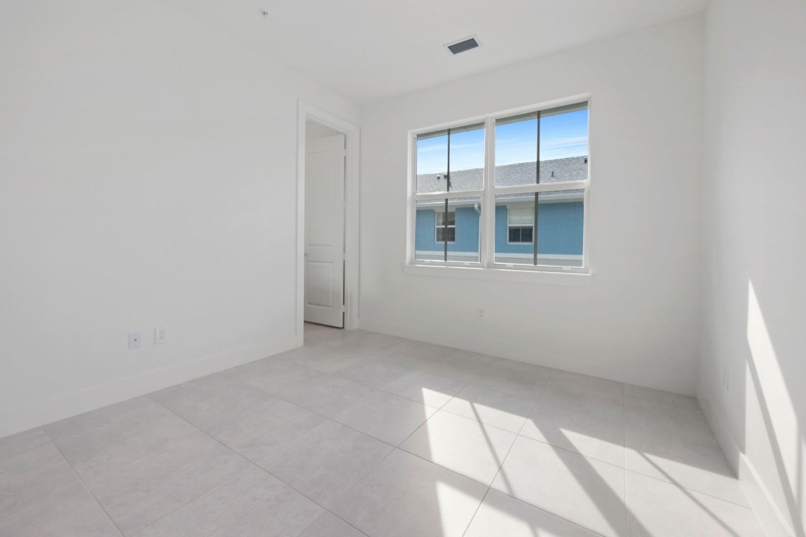 58 Altantic Grove Way