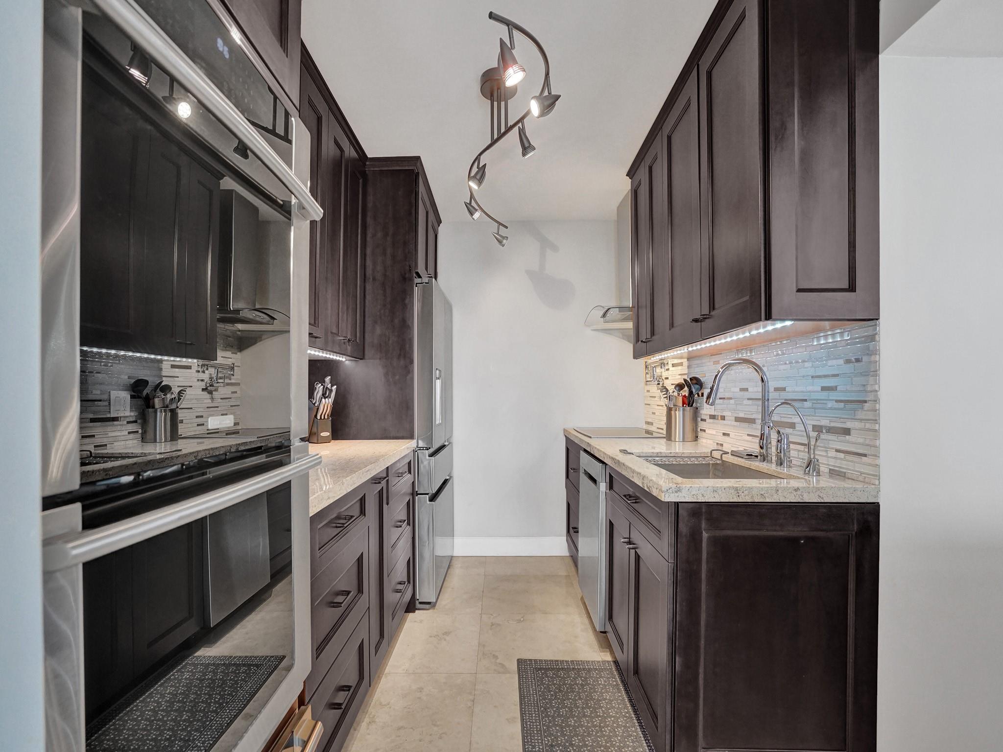 209 N Beach Blvd 6C
