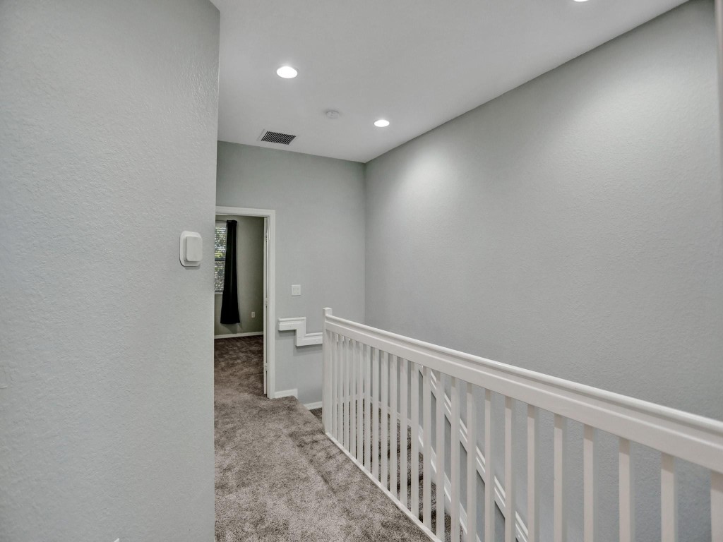 3372 NW 10th Ave 3372