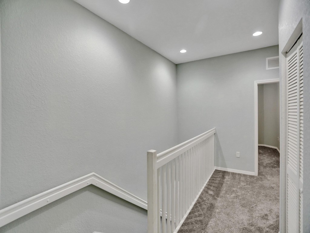 3372 NW 10th Ave 3372