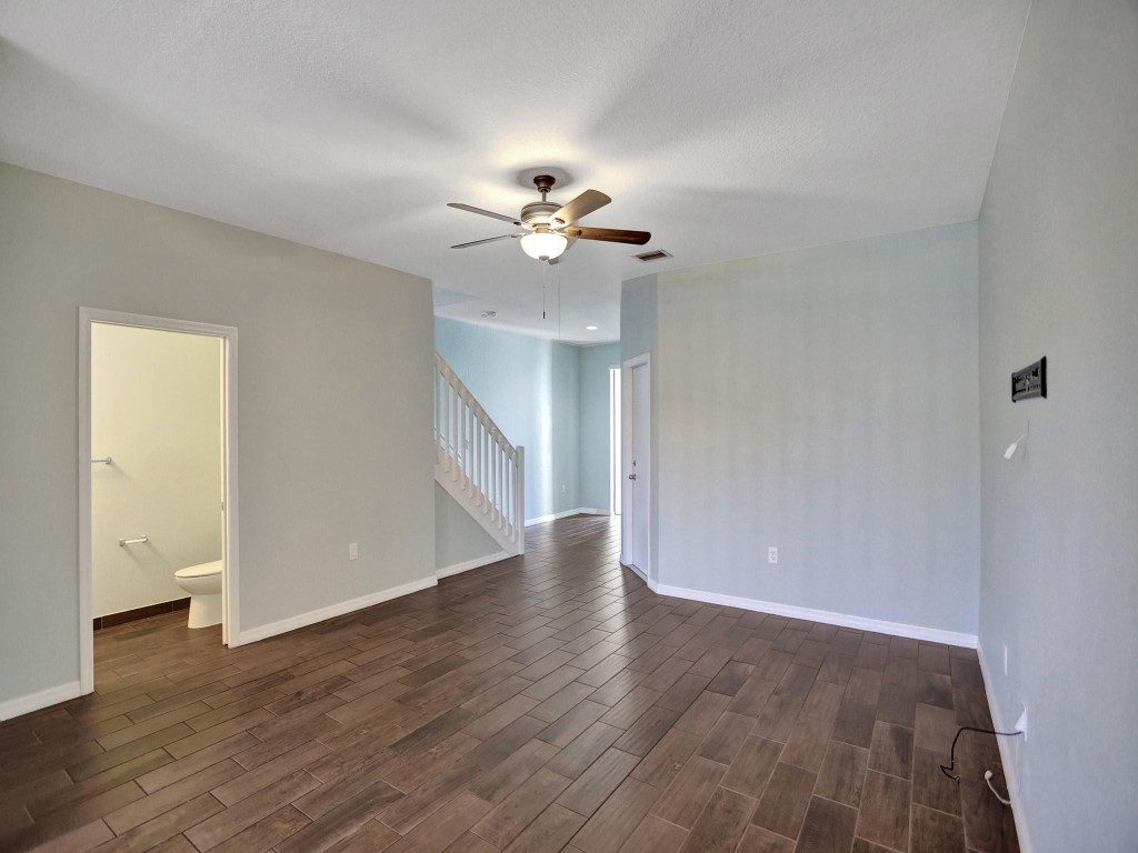 3372 NW 10th Ave 3372