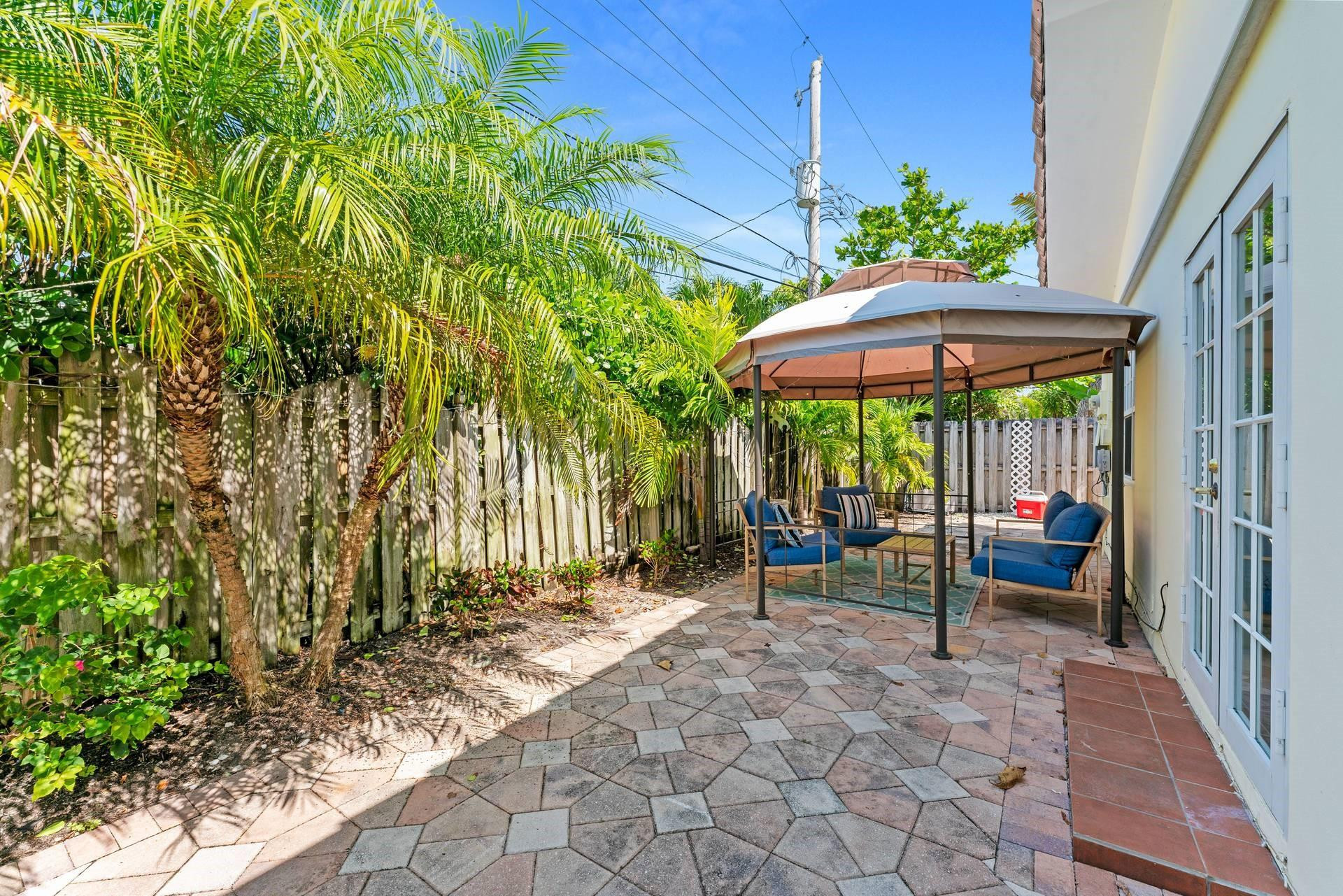 2507 NE 33rd Ave