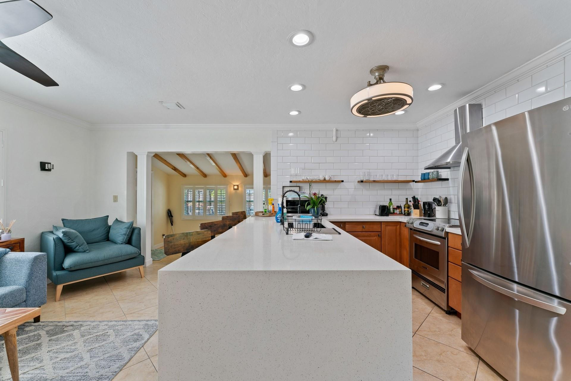 2507 NE 33rd Ave