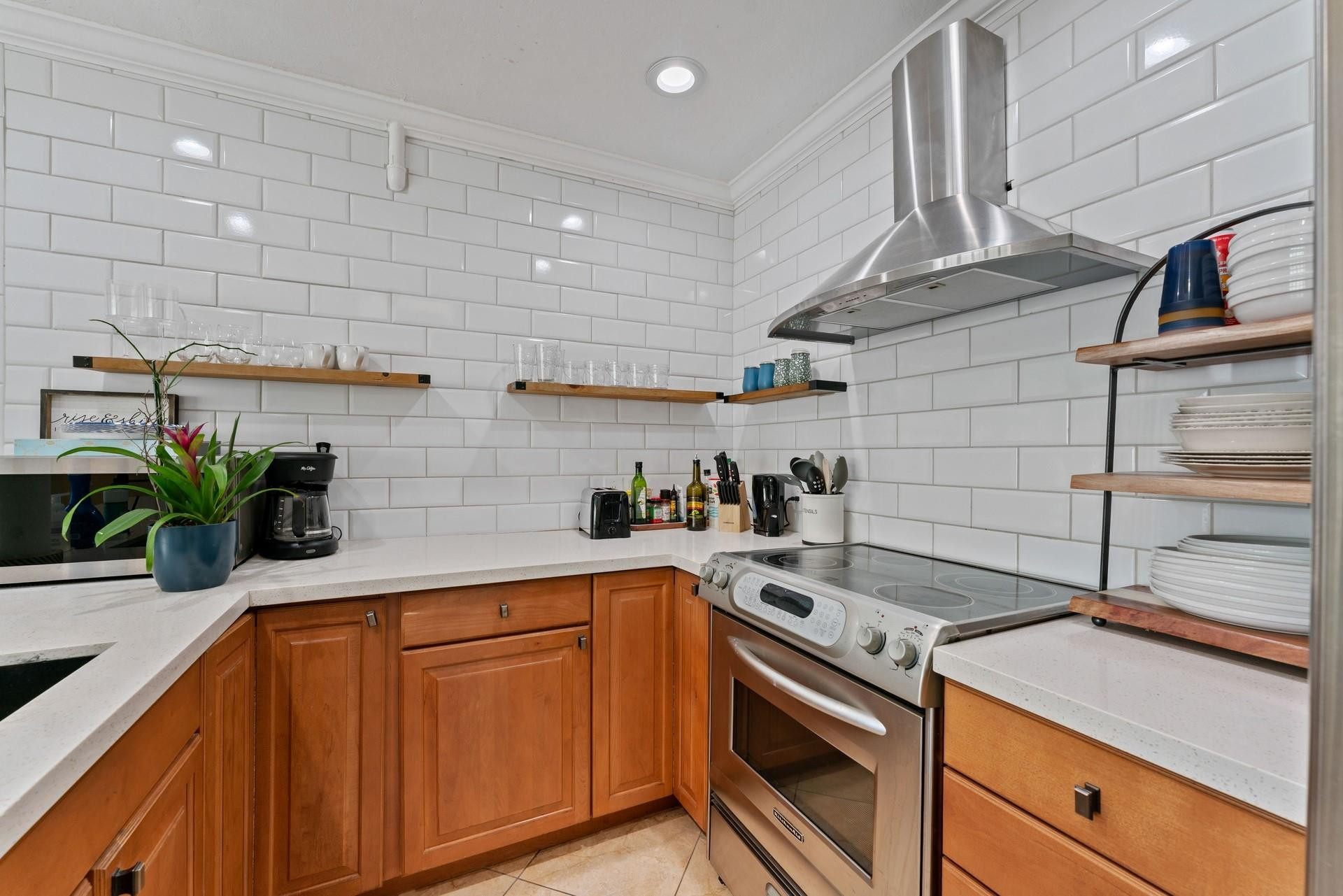 2507 NE 33rd Ave