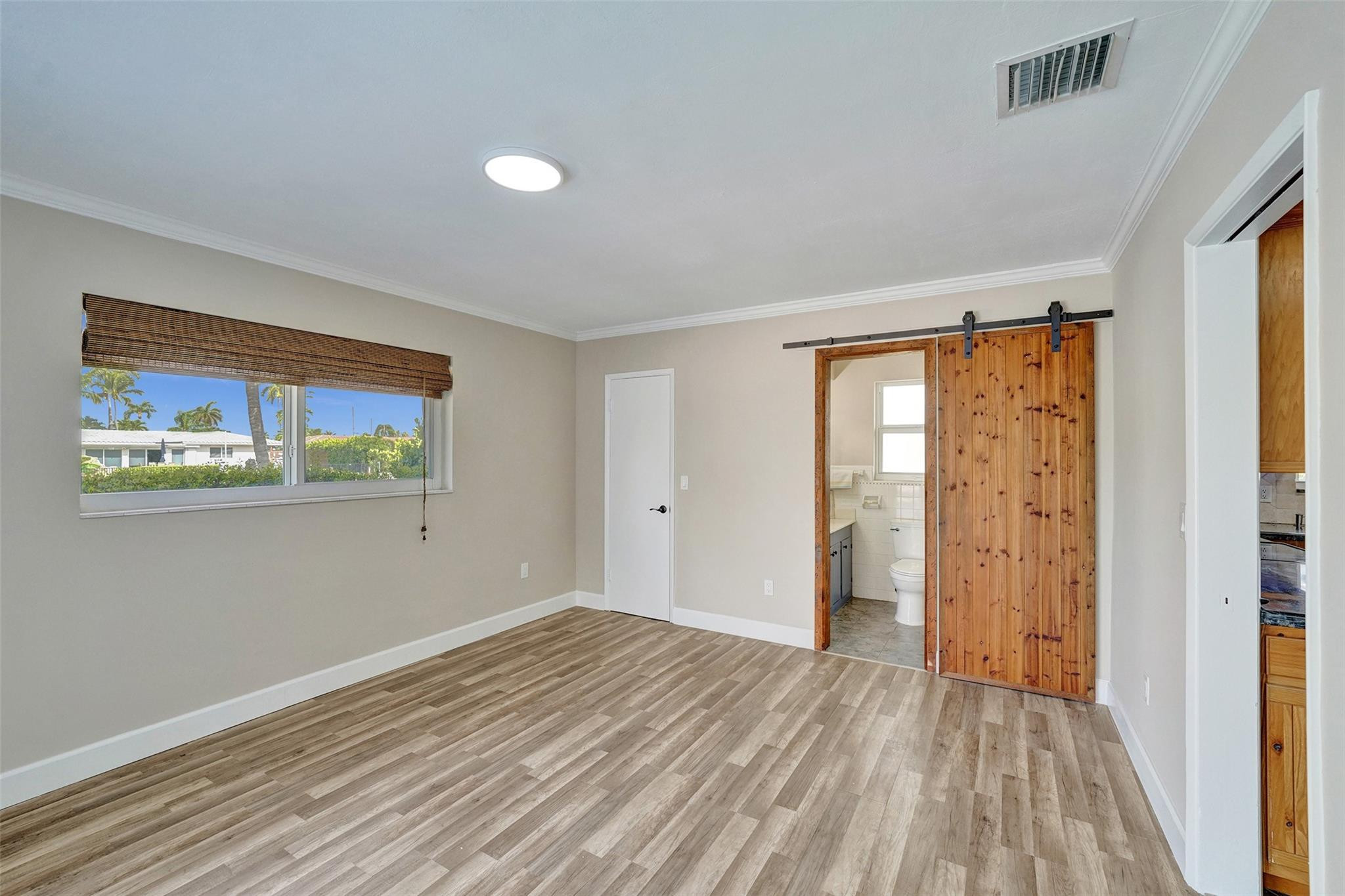 351 SE 6th Ave