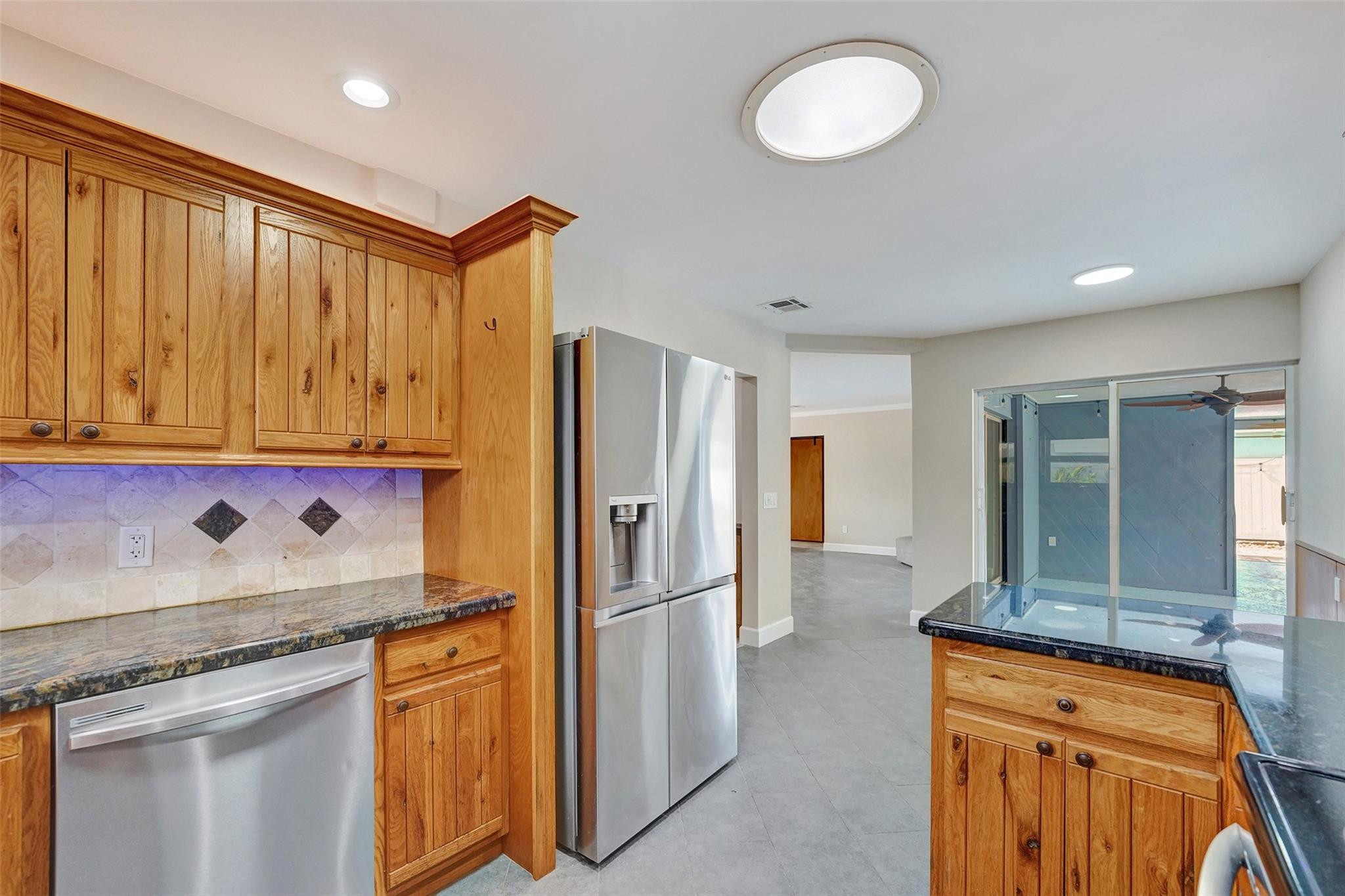 351 SE 6th Ave