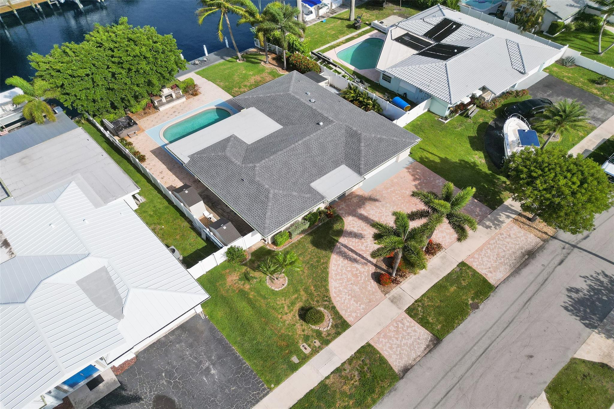 351 SE 6th Ave