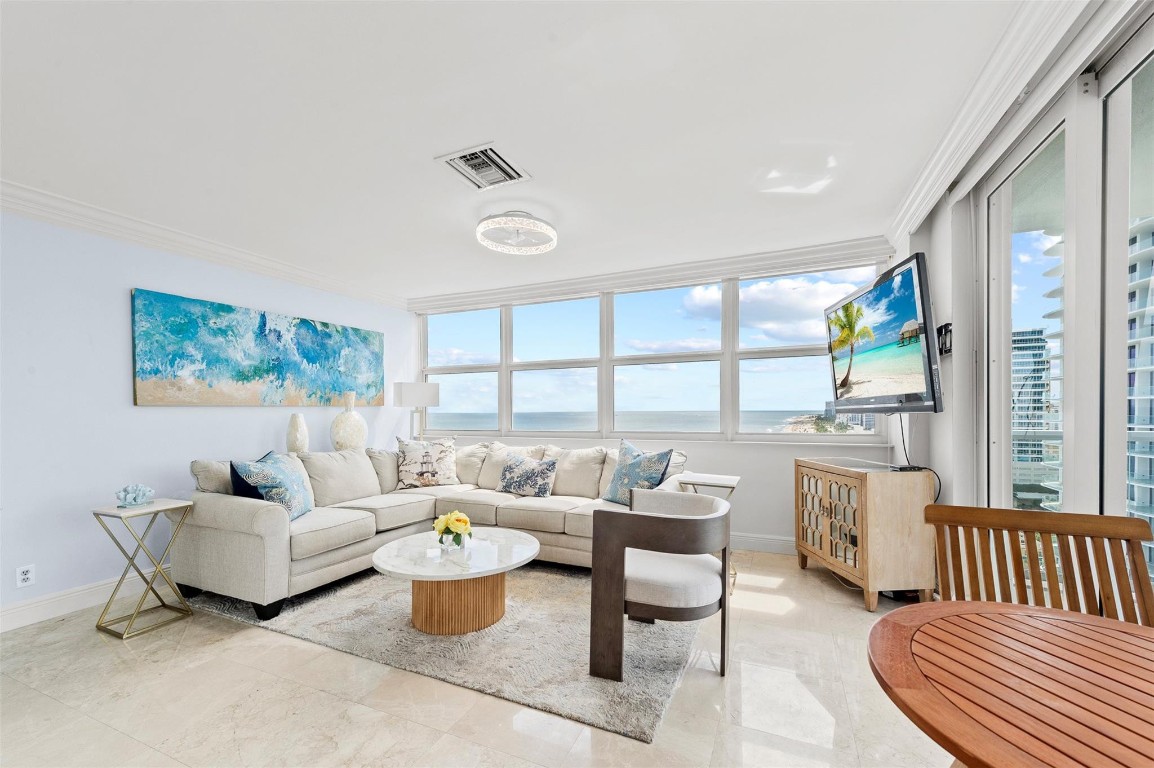 209 N Fort Lauderdale Beach Blvd 17G