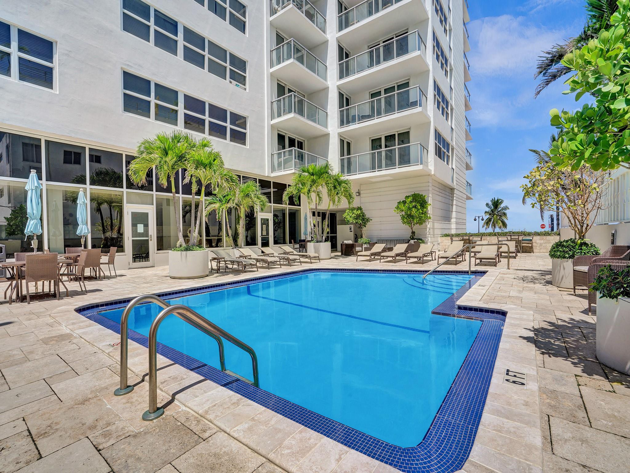 209 N Fort Lauderdale Beach Blvd 17G