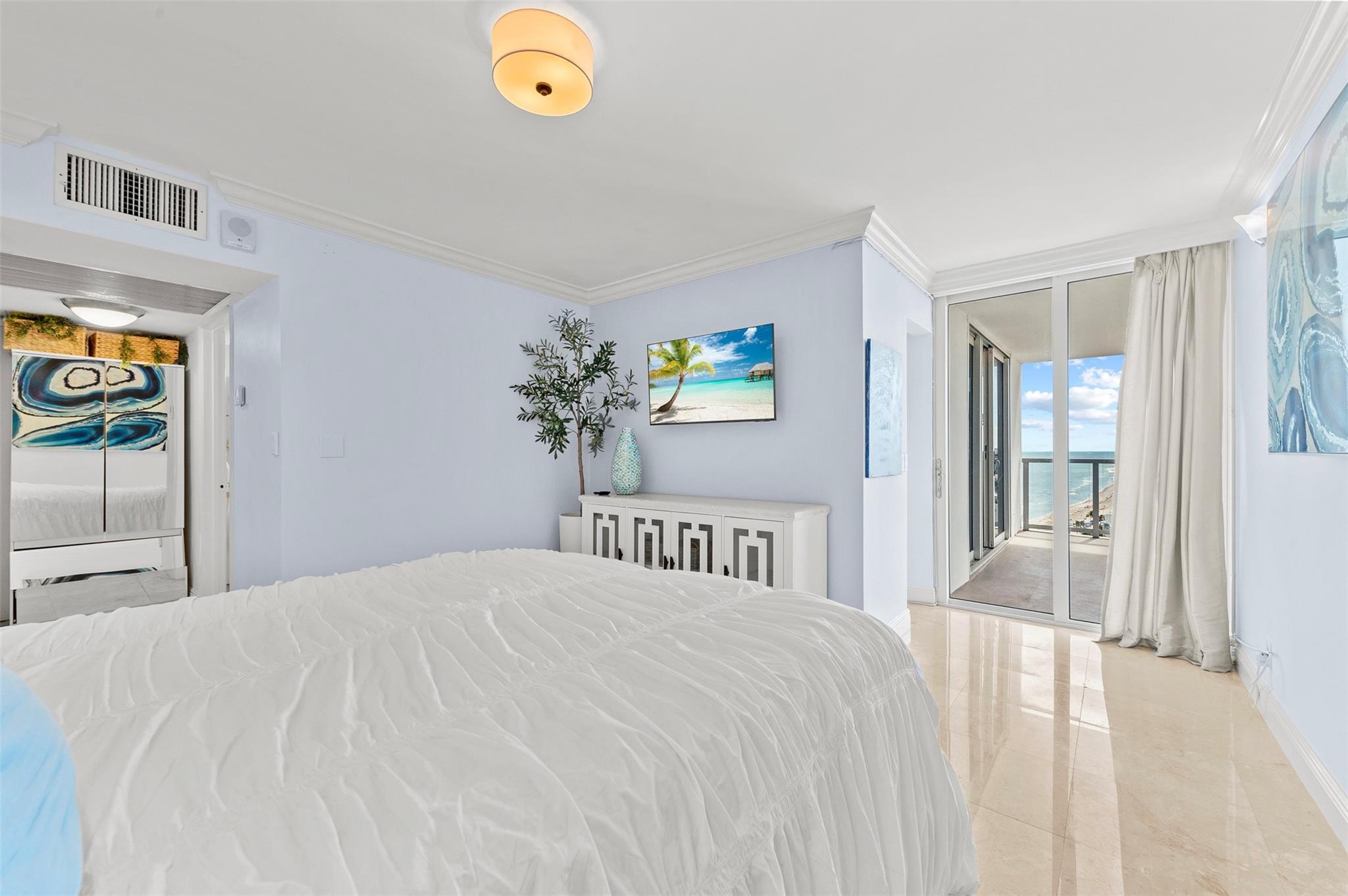 209 N Fort Lauderdale Beach Blvd 17G