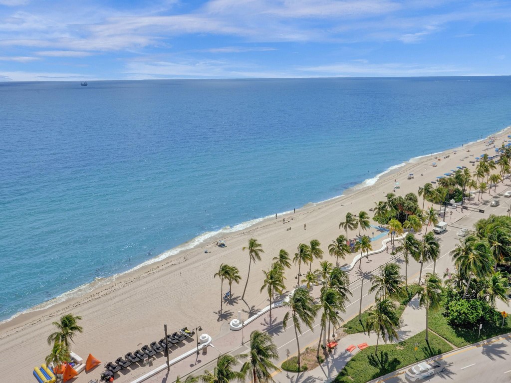 209 N Fort Lauderdale Beach Blvd 17G