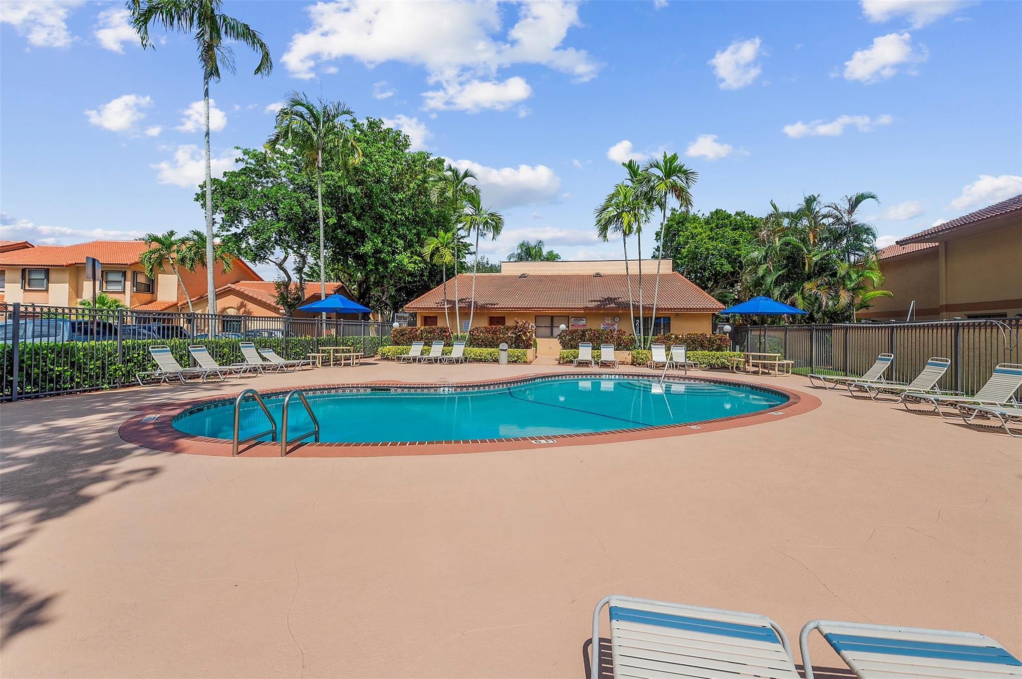 11225 SW 9th Ct 11225