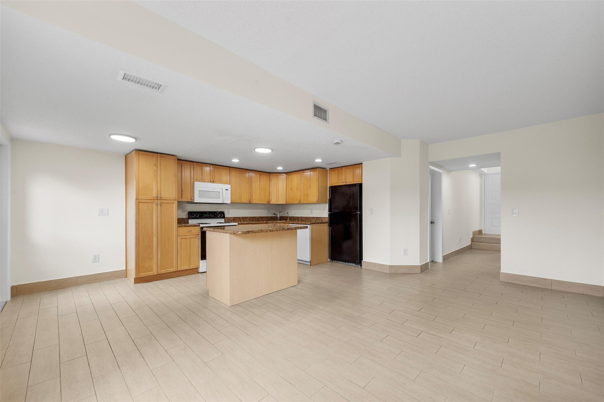 11225 SW 9th Ct 11225