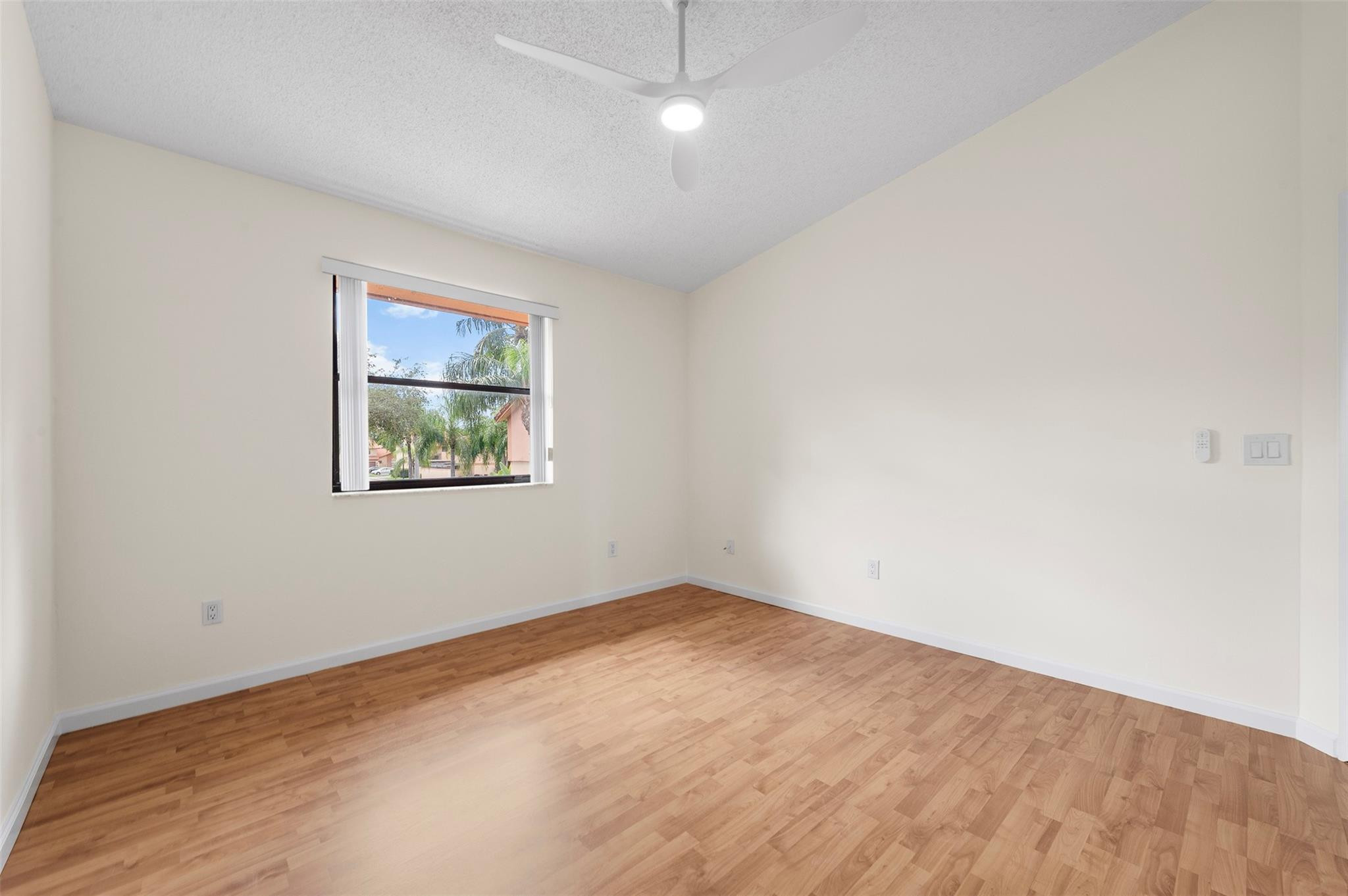 11225 SW 9th Ct 11225