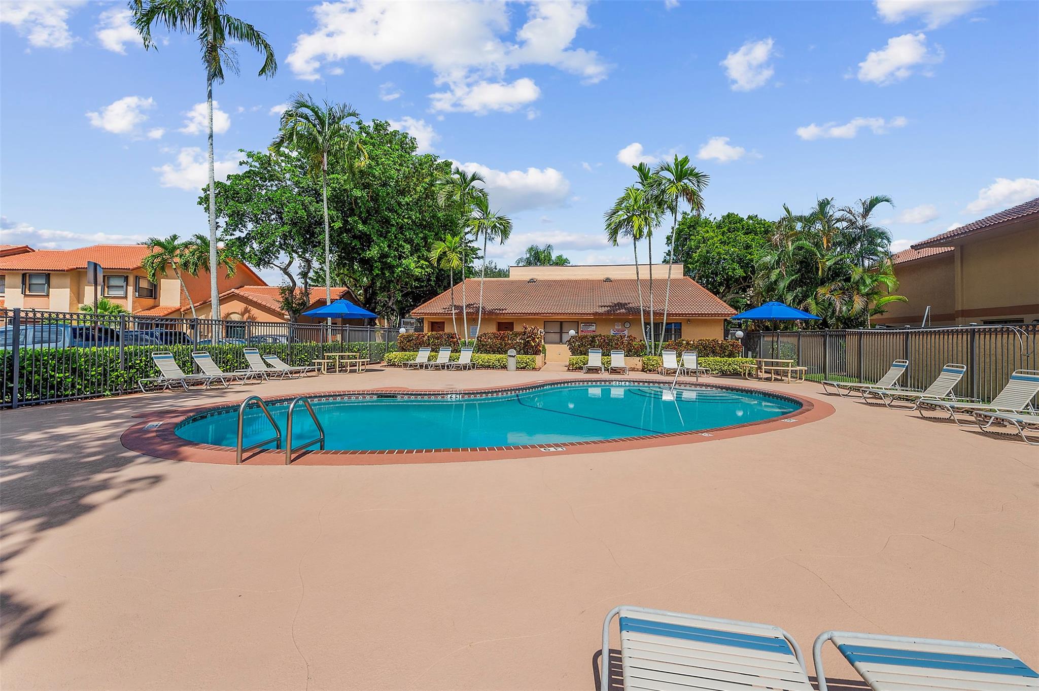 11225 SW 9th Ct 11225