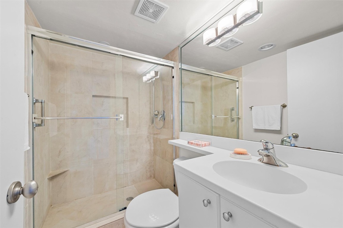 1905 N Ocean Blvd 14D