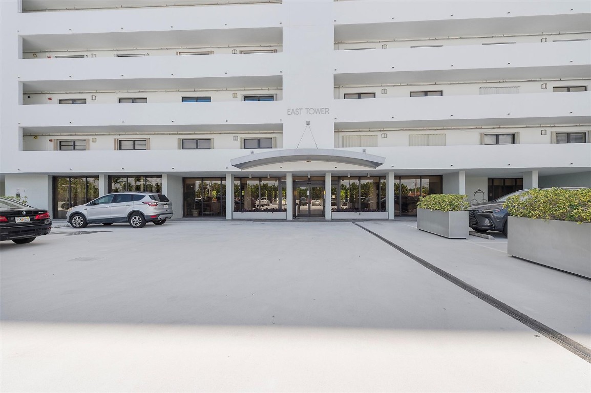 1905 N Ocean Blvd 14D