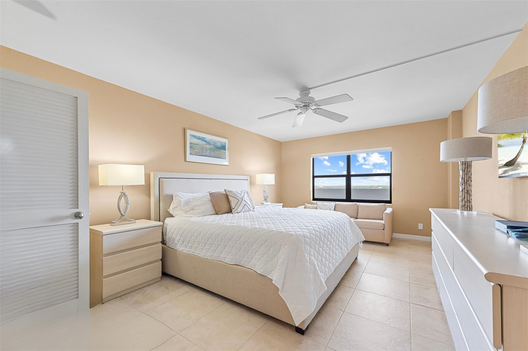 1905 N Ocean Blvd 14D