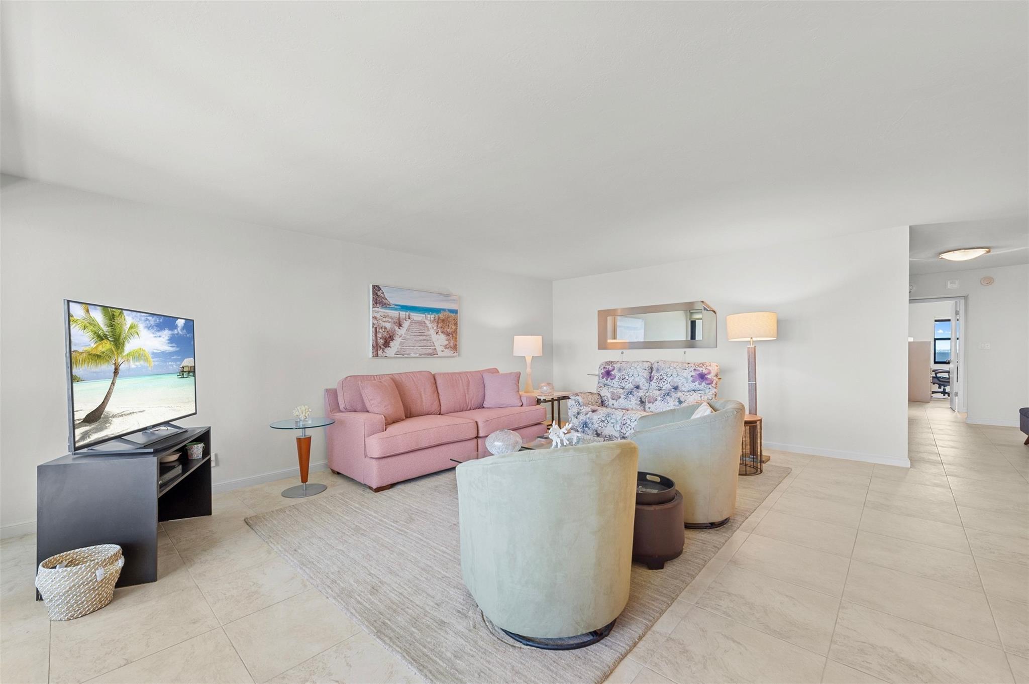 1905 N Ocean Blvd 14D