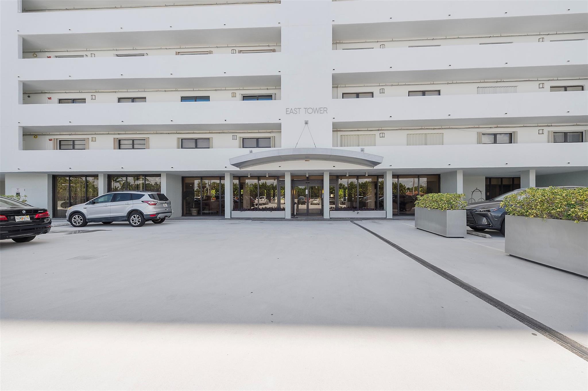 1905 N Ocean Blvd 14D