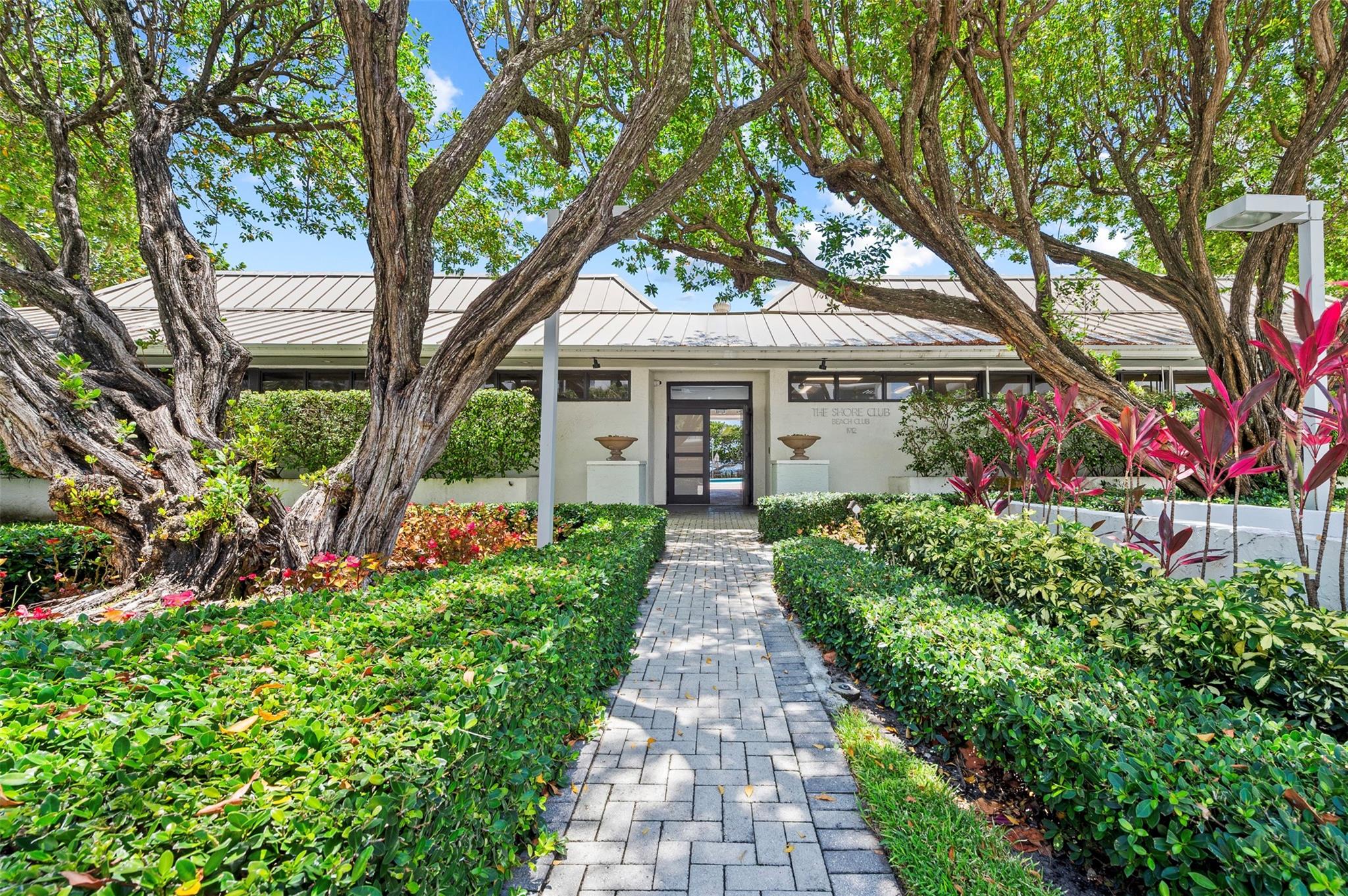 1905 N Ocean Blvd 14D