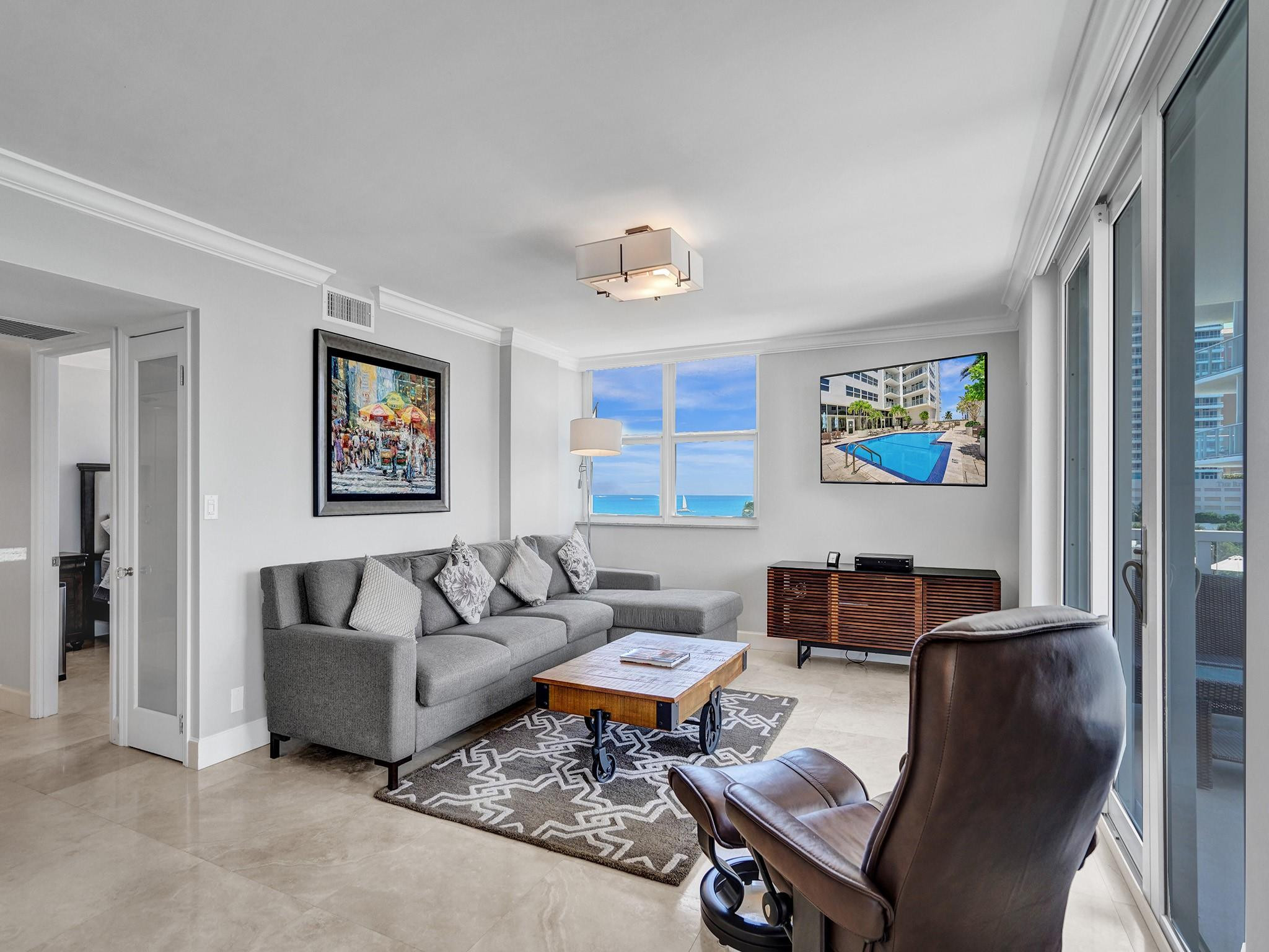 209 N Fort Lauderdale Beach Boulevard Unit: 6C