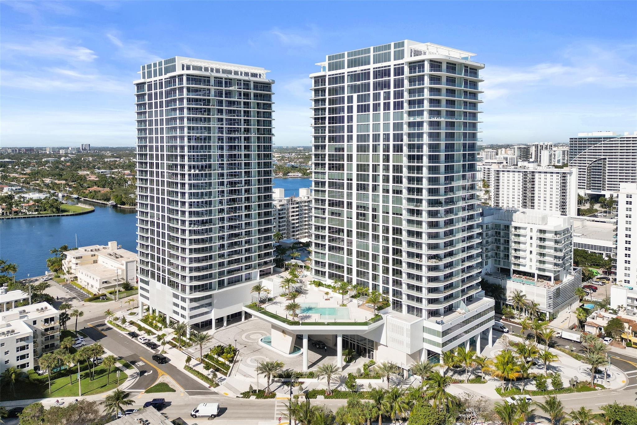 153 N Seabreeze Boulevard 1204