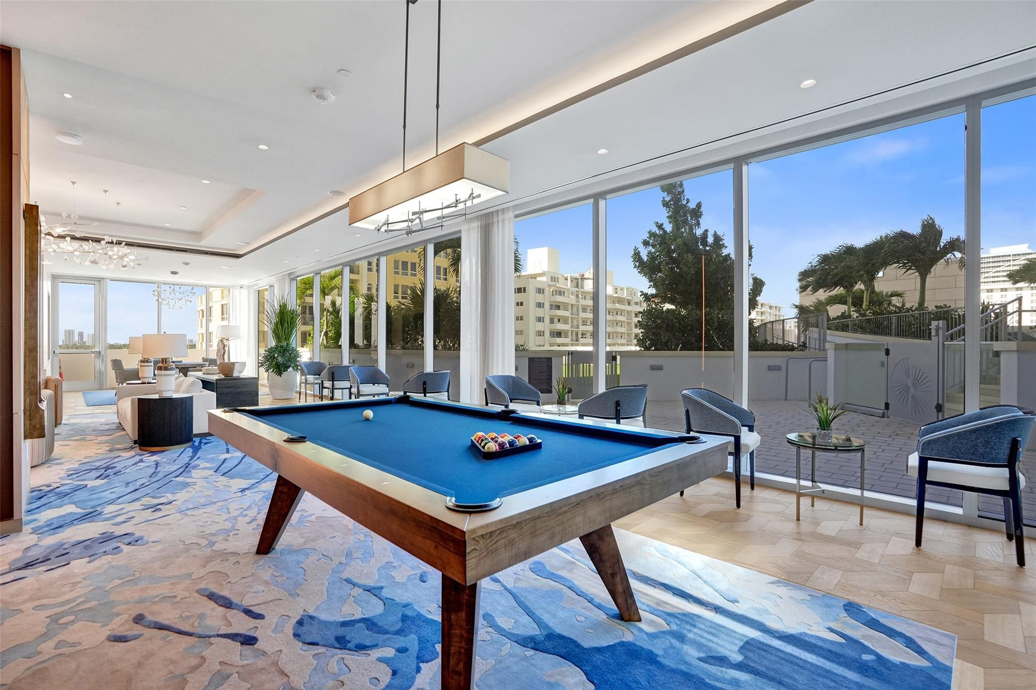 153 N Seabreeze Boulevard 1204