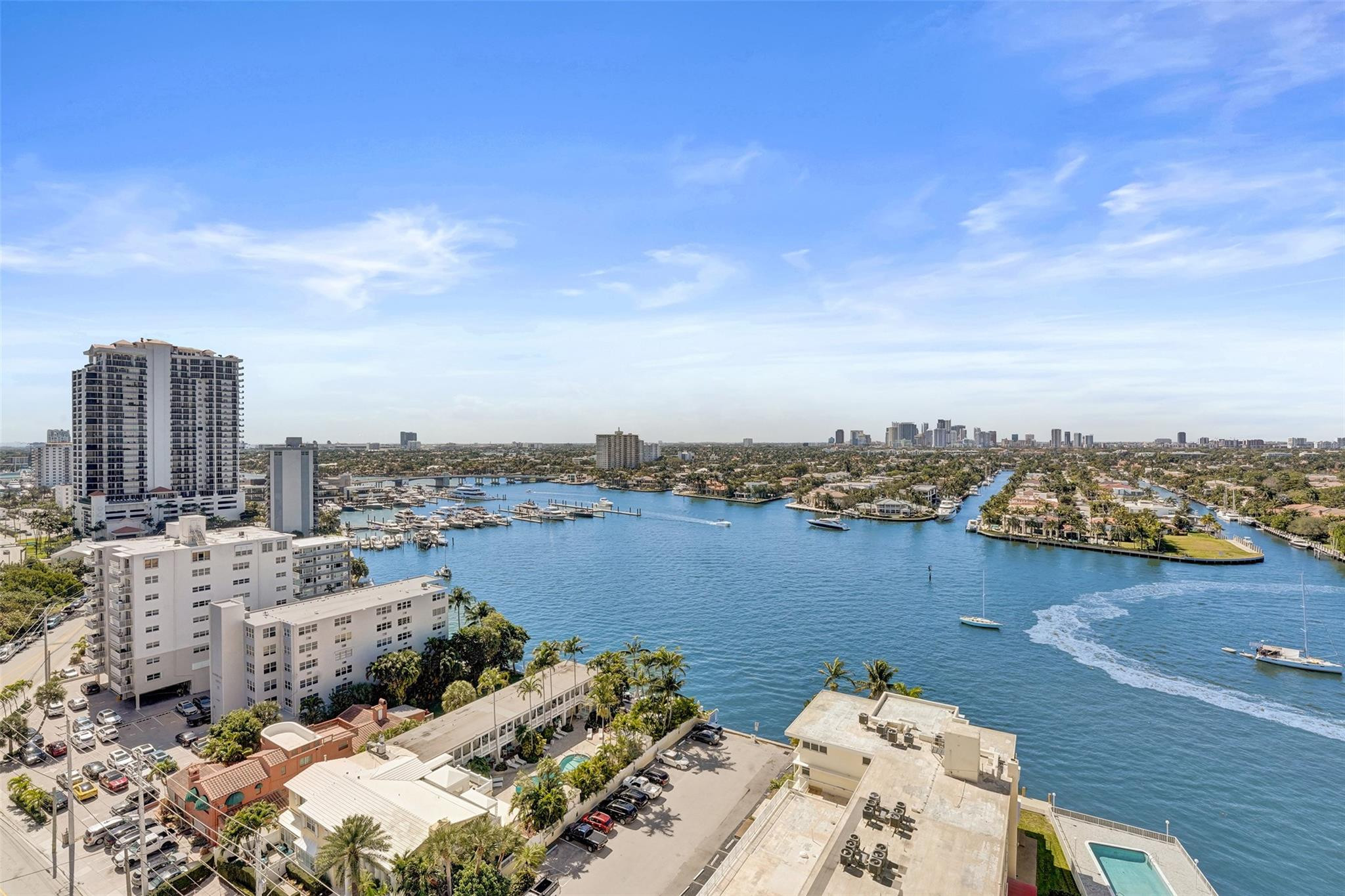 153 N Seabreeze Boulevard 1204