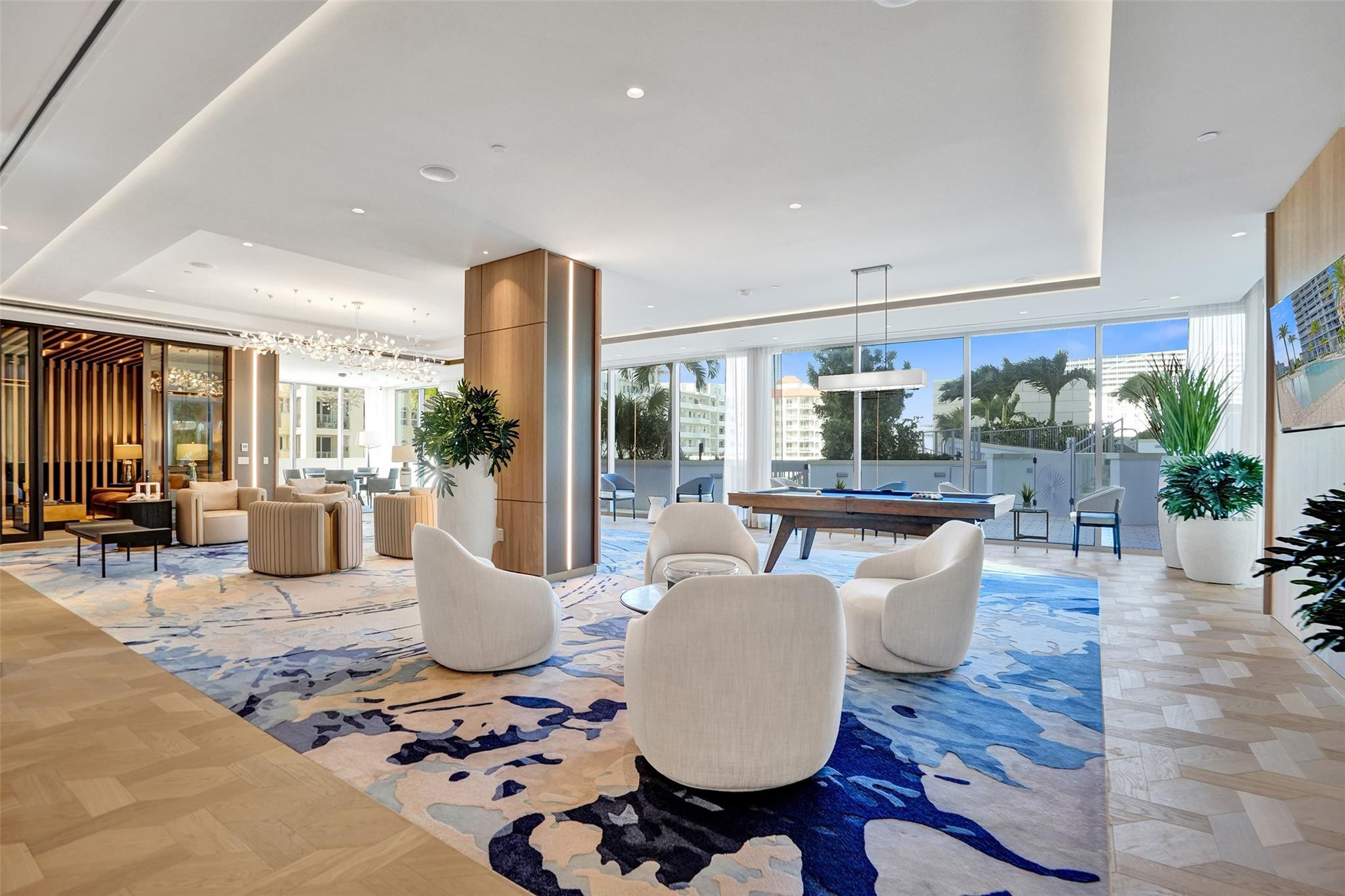 153 N Seabreeze Boulevard 1204