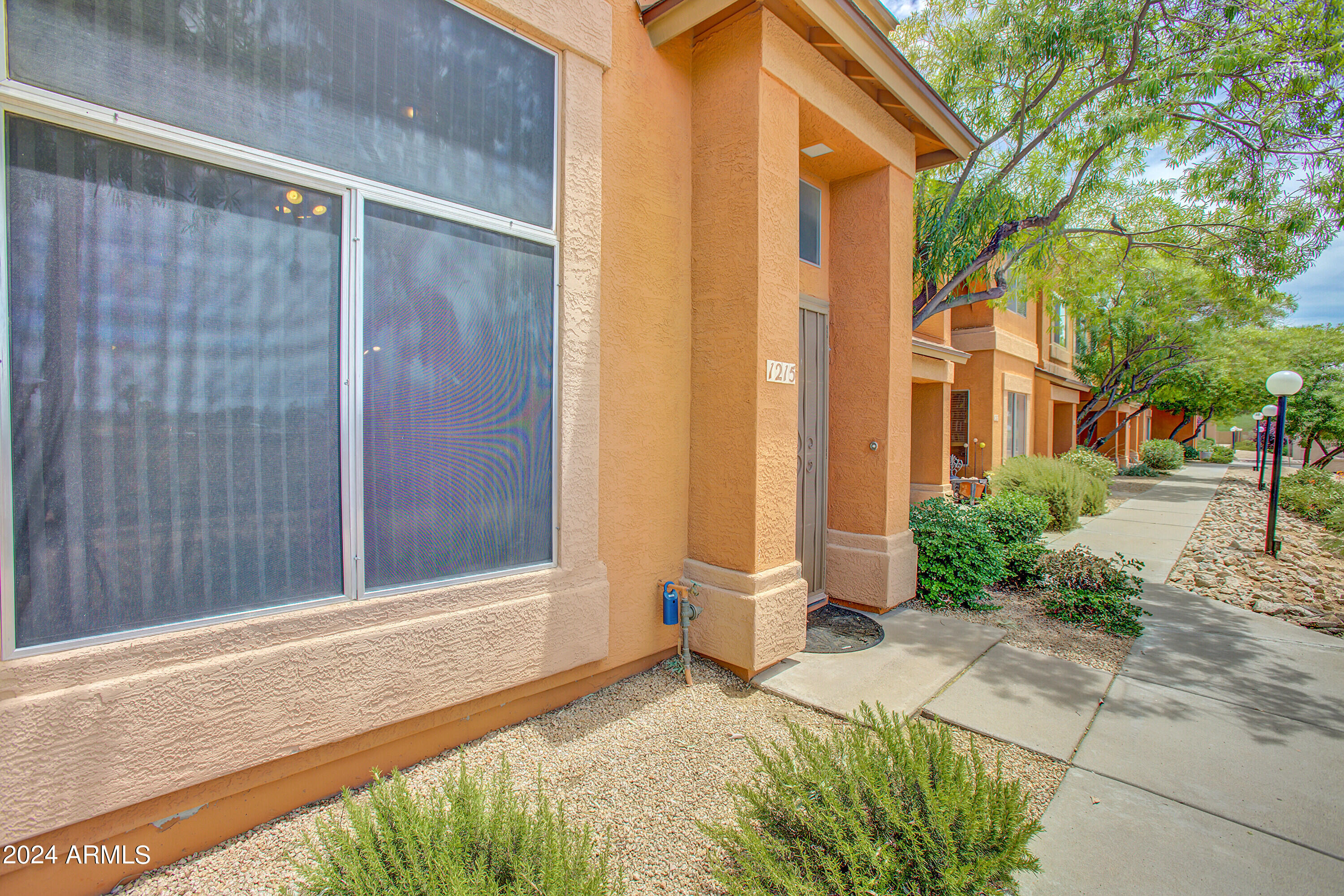 4114 E UNION HILLS Drive, 1215