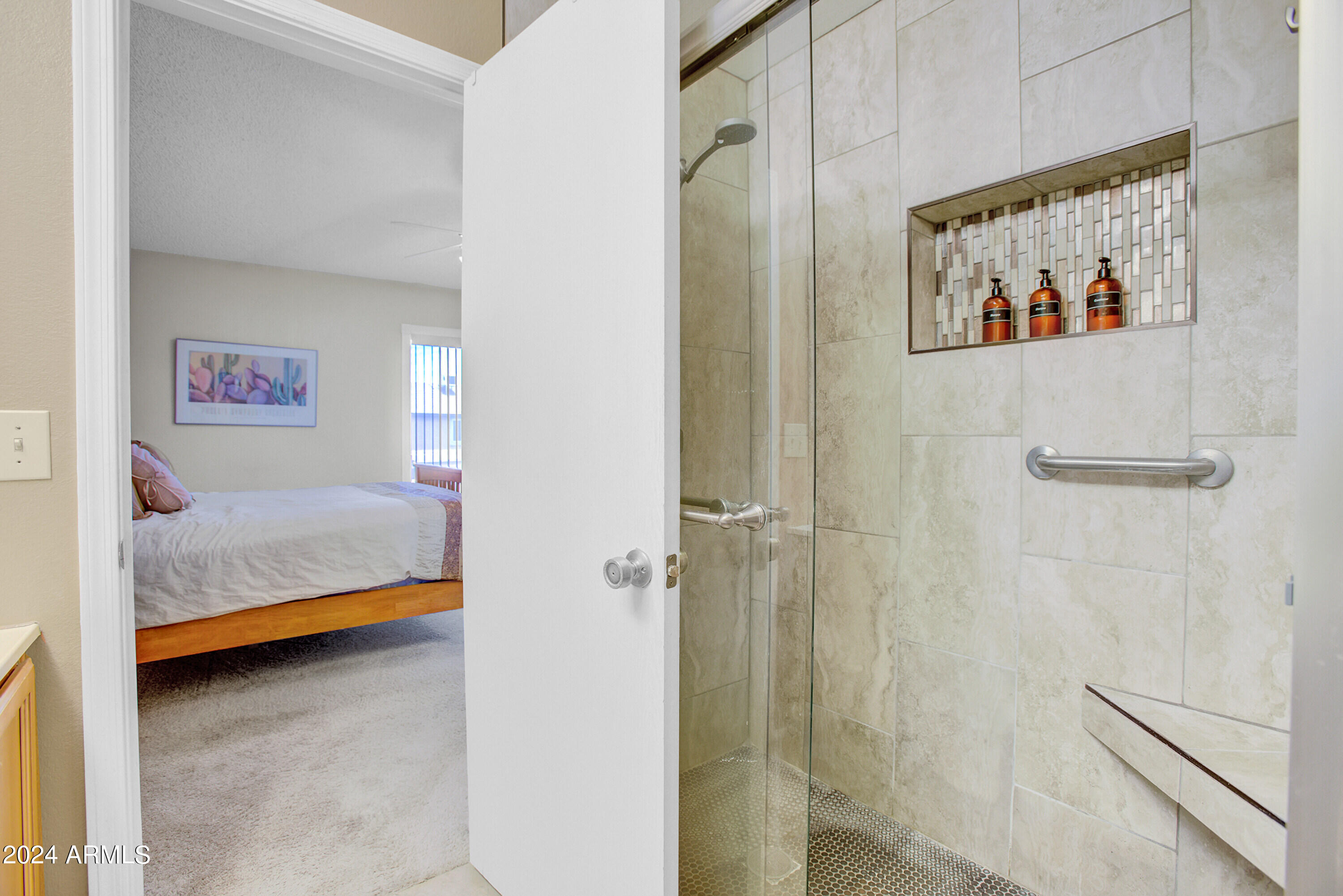 4114 E UNION HILLS Drive, 1215