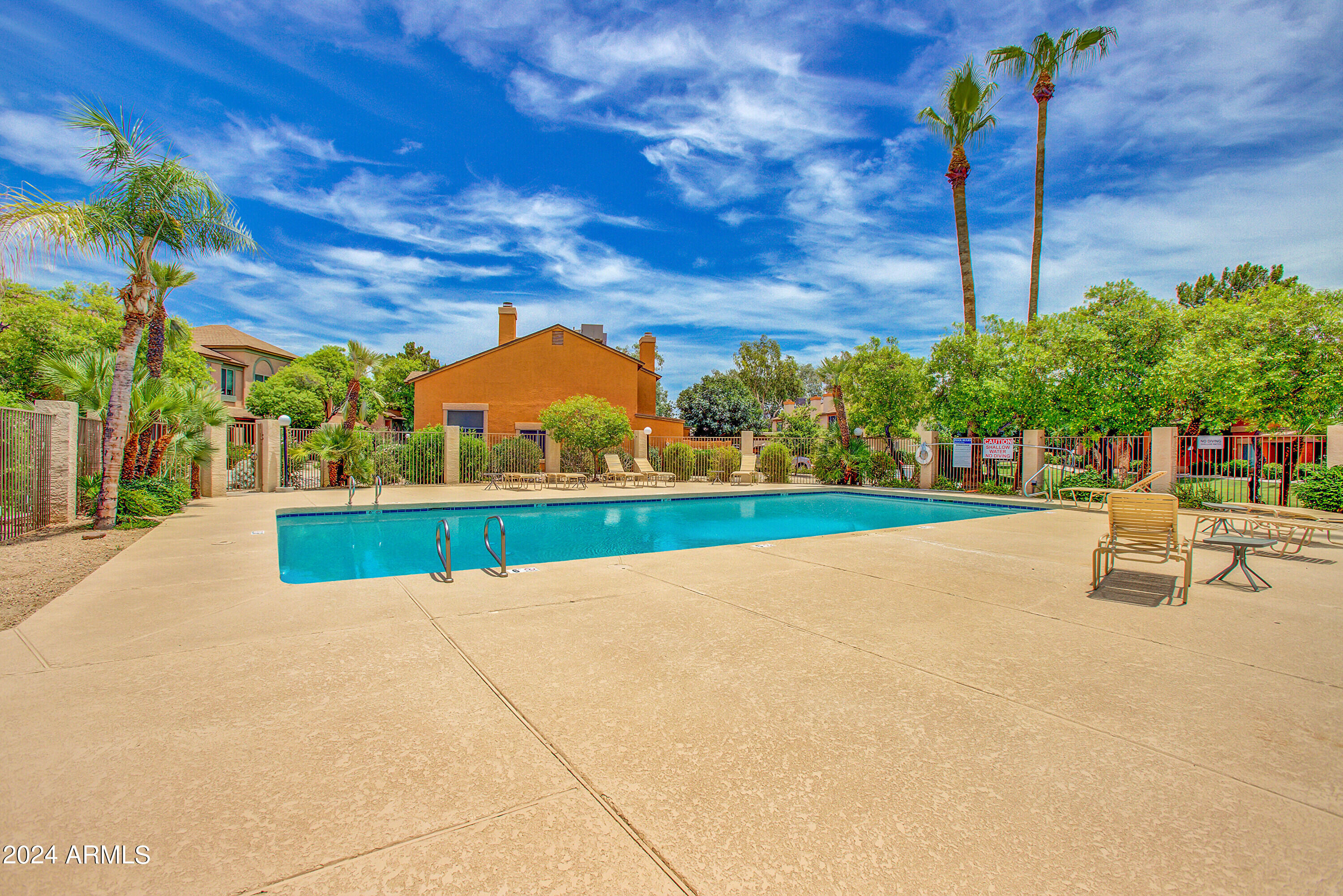 4114 E UNION HILLS Drive, 1215