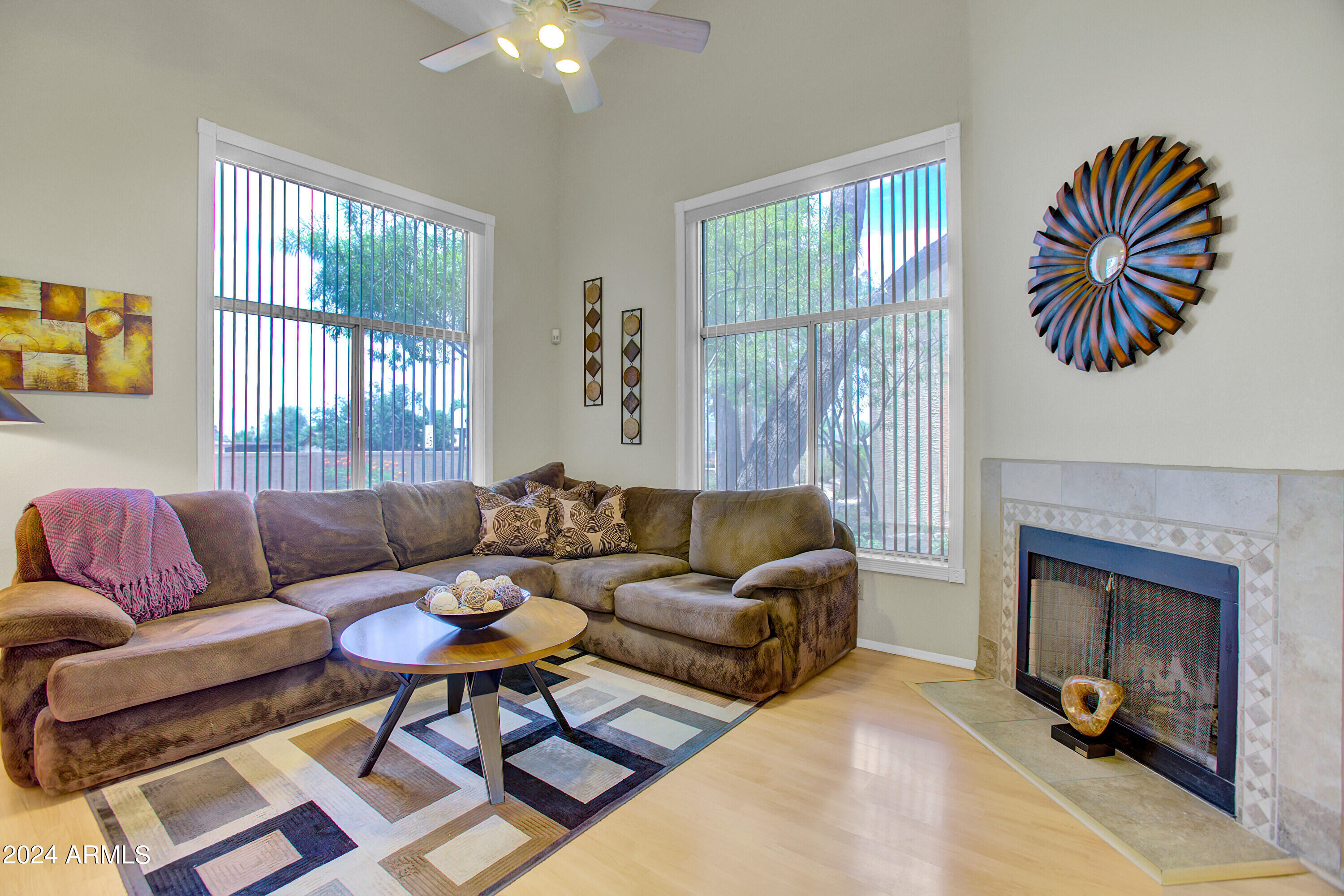 4114 E UNION HILLS Drive, 1215