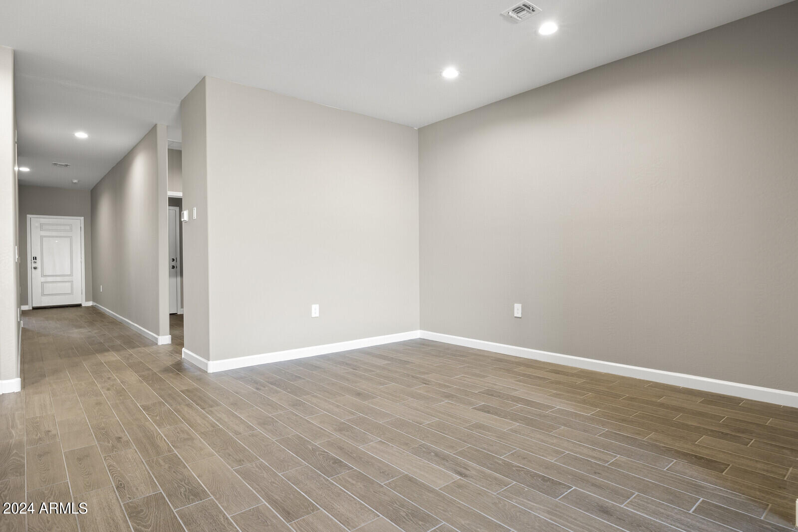 5474 S 253RD Lane