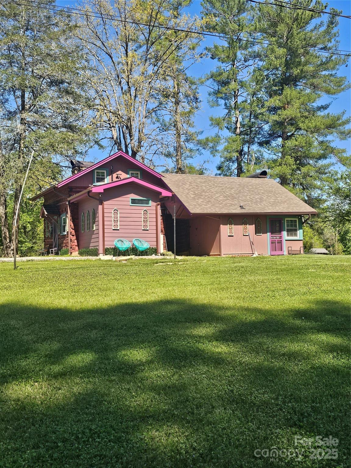 1104 OLD HWY 60 Highway