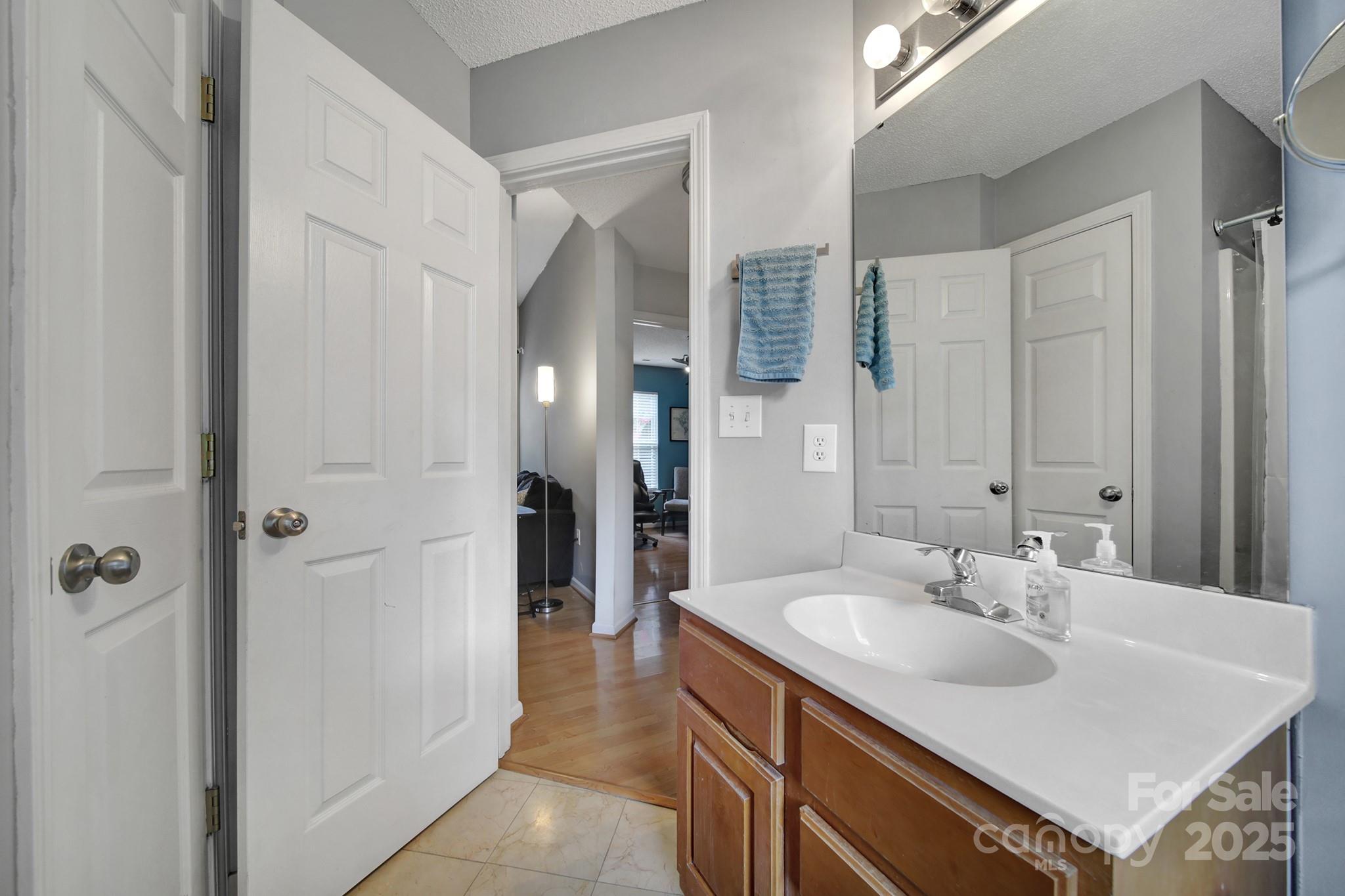 1021 Stinson Glen Lane