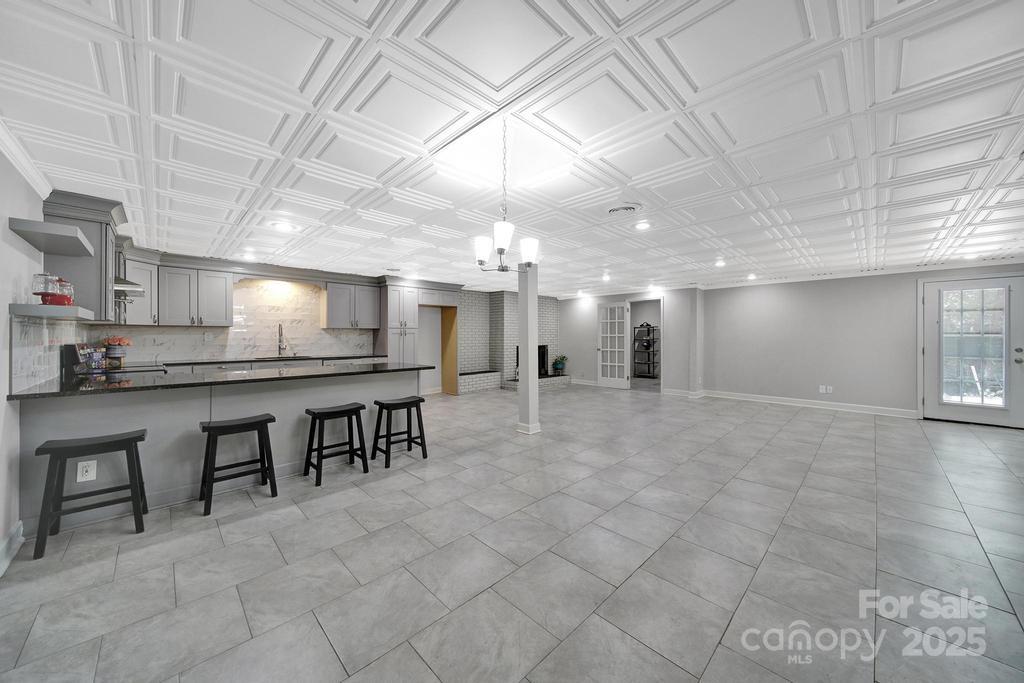 926 Meadow Lakes Road